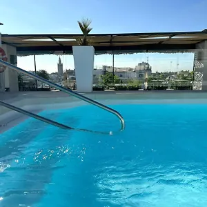 4* Szálloda Becquer